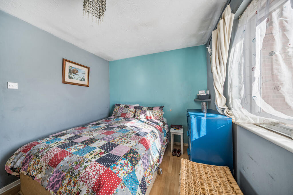 1359292-3-68d5714...