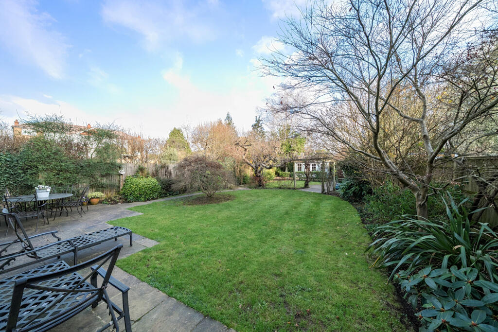 1394641-31-694bcf...