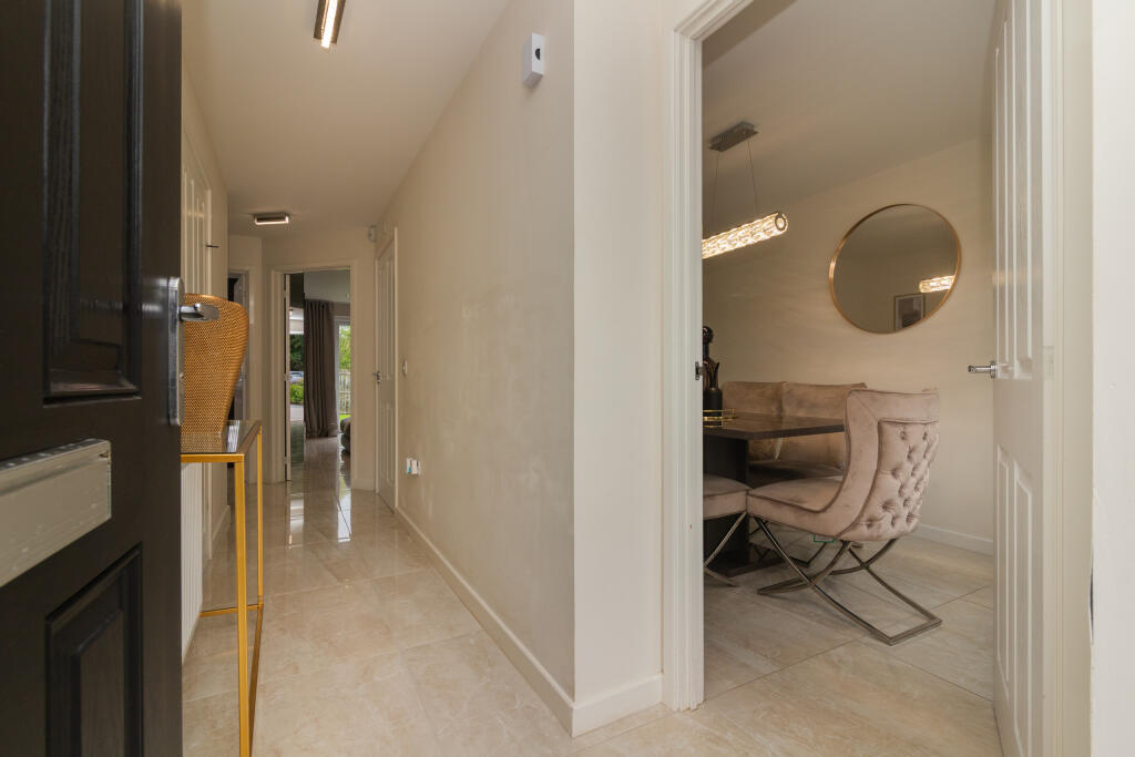 85 barskiven Road L-11