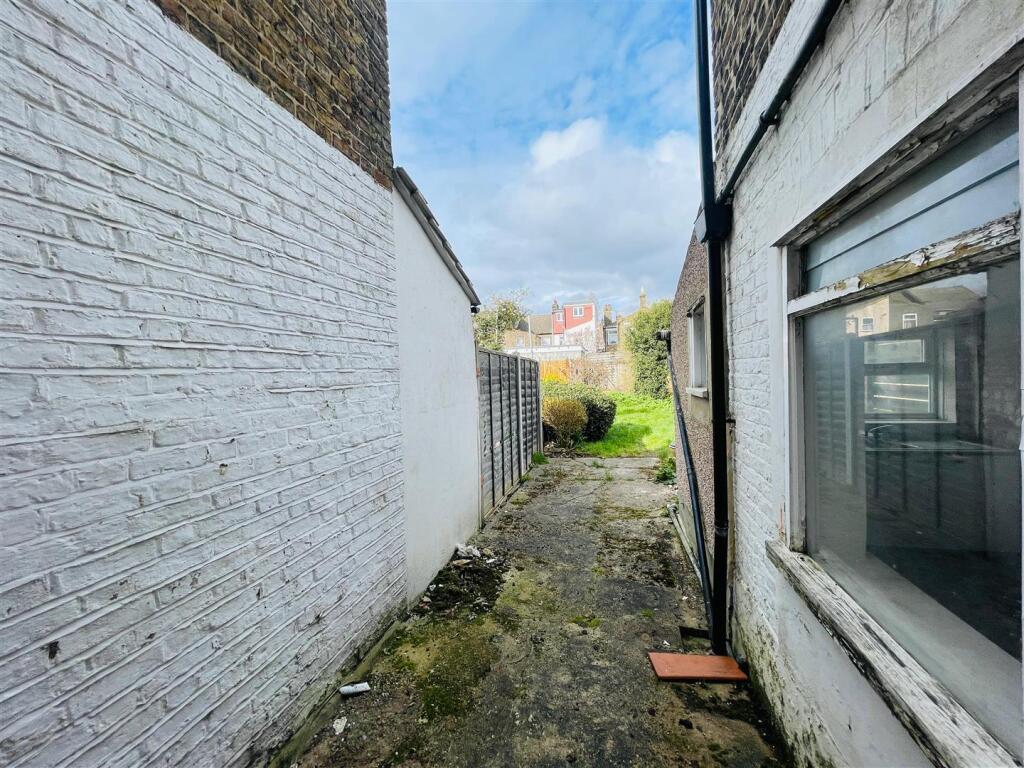 WhatsApp Image 2025-03-12 at 12.30.58 (1).jpeg