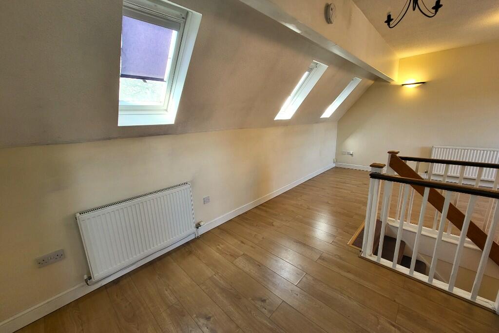 Living &amp; Dining (2)