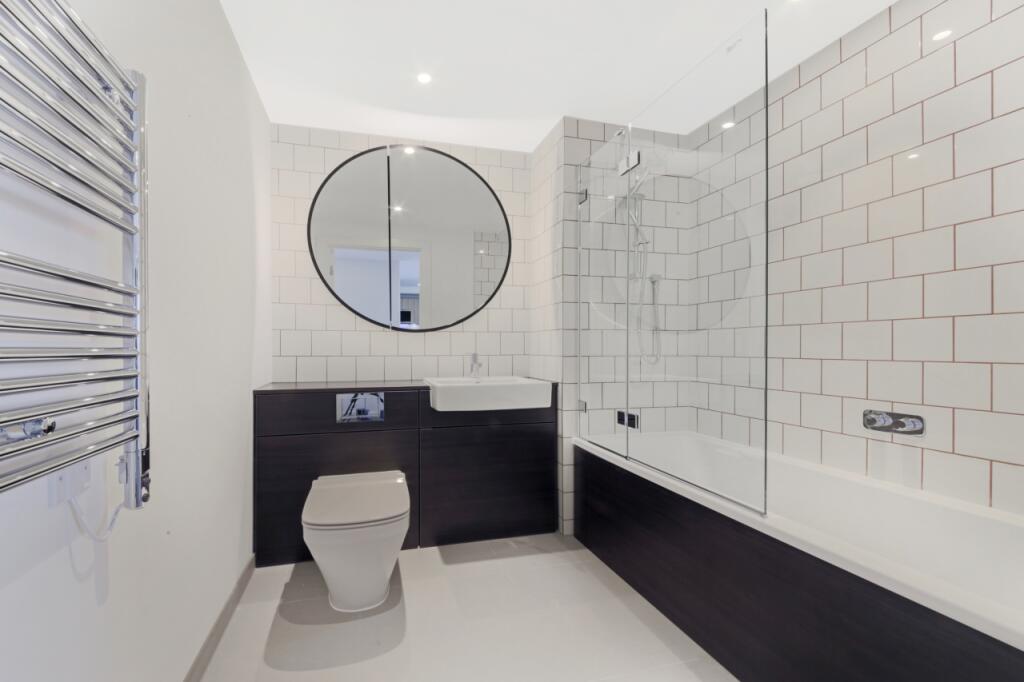 Bathroom - Western G