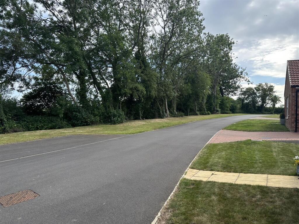 Private Drive for Residence