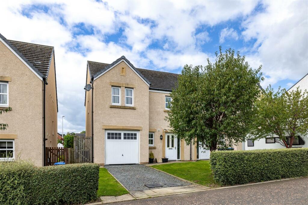 31 Redpath Crescent Galashiels 01.JPG
