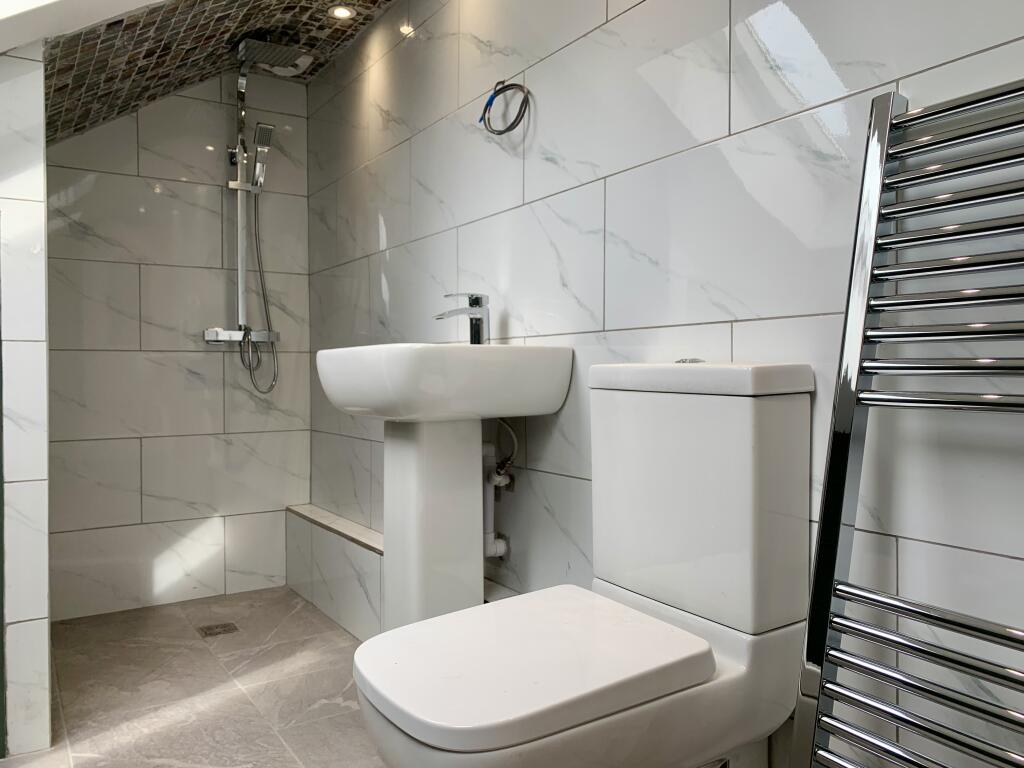 En-suite Bathroom