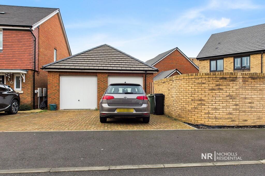 Garage &amp; Parking