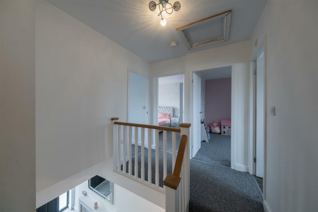 31 Yew Tree Drive-025.jpg