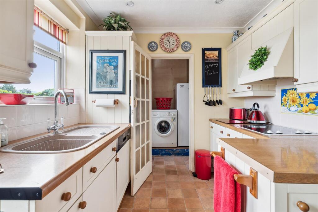 LE 001 hdr-13.jpg