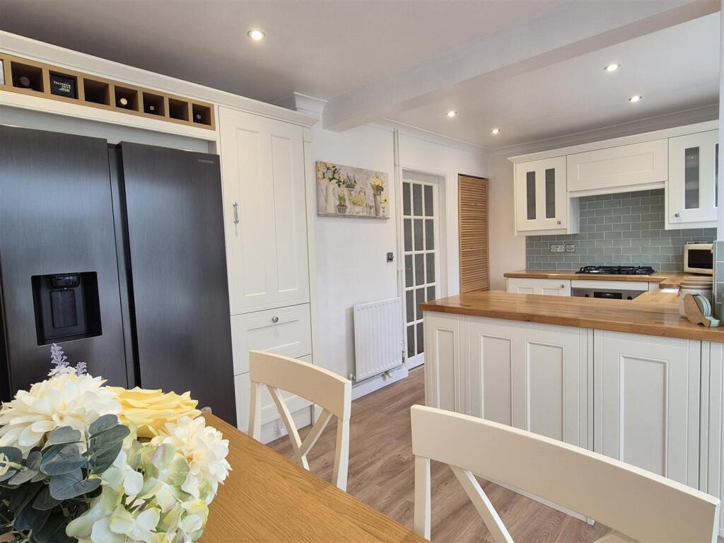 Wren Kitchen/Diner