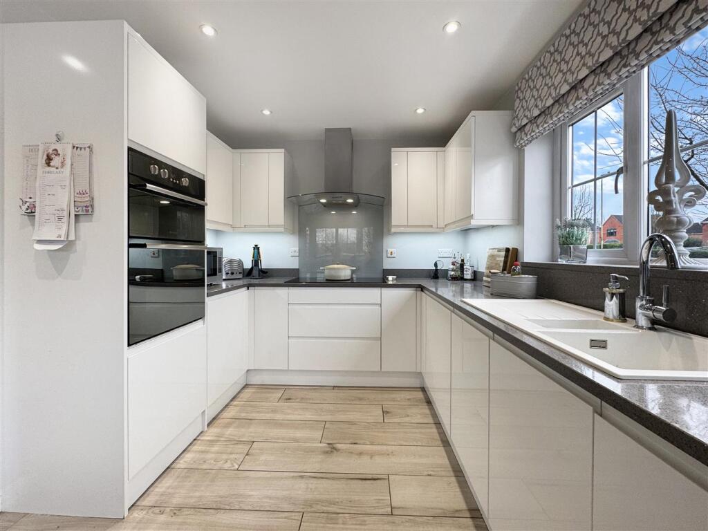 Breakfast Kitchen