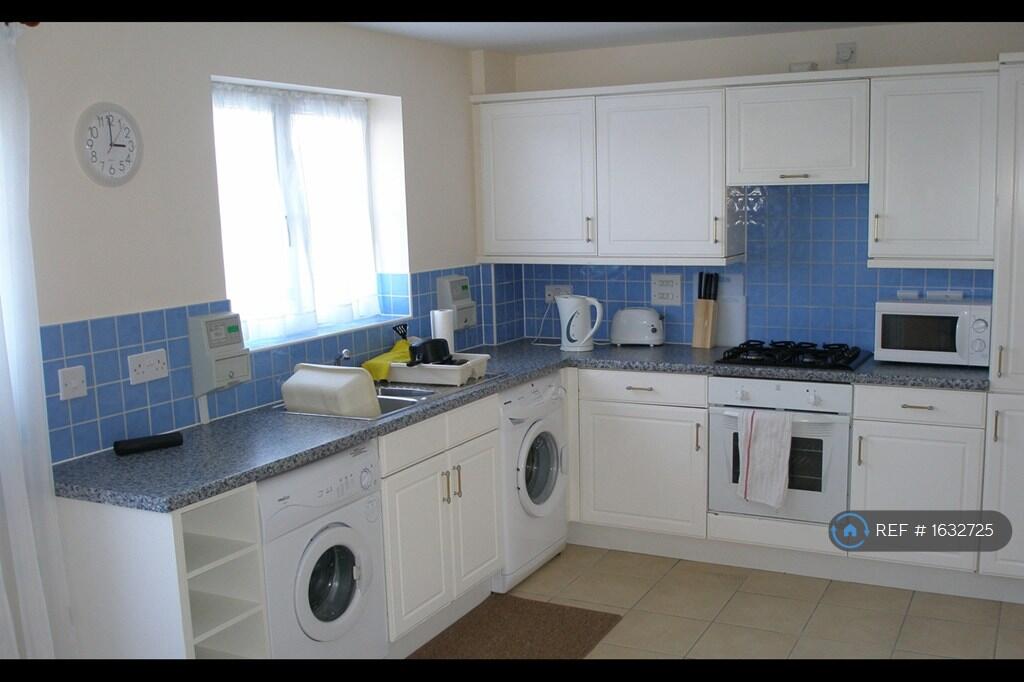 Kitchen/Utility Room