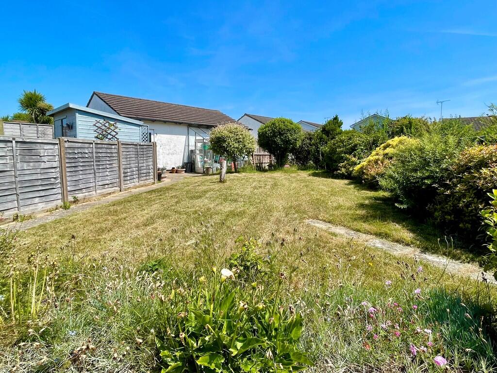 56 Windward Close...