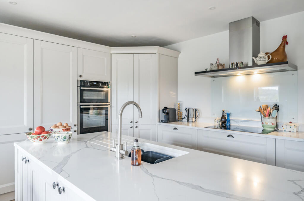 1323608-19-6890ed...