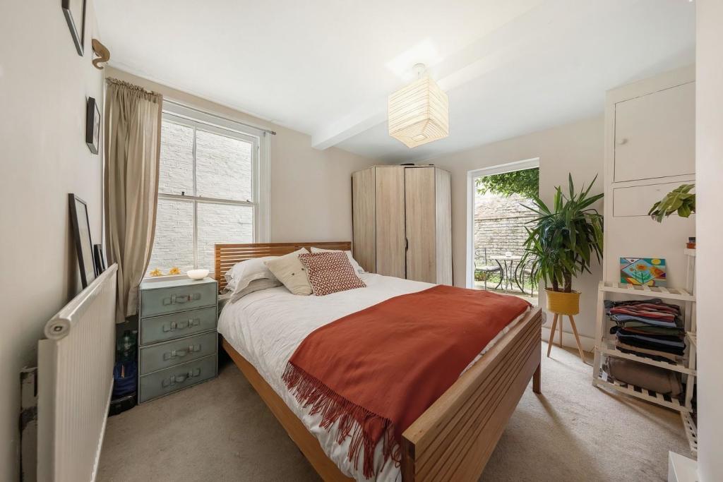 Bedroom.jpg