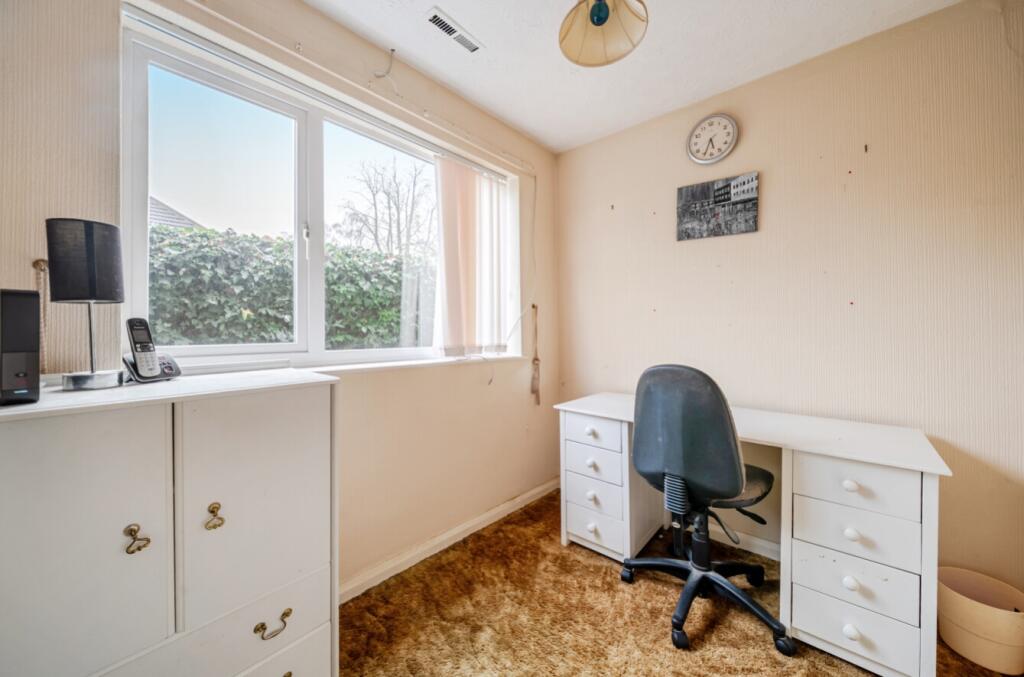 1387618-3-693198f15c72f