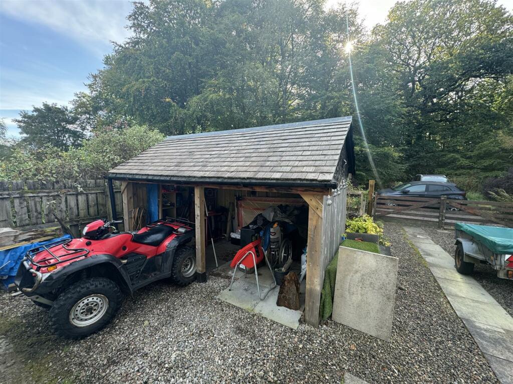 STORAGE SHED.JPG