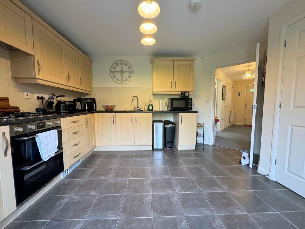 Fitted Kitchen