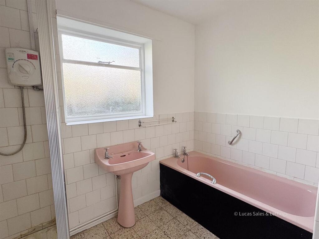 69 Pipers Hill Rd Kettering-06.jpg