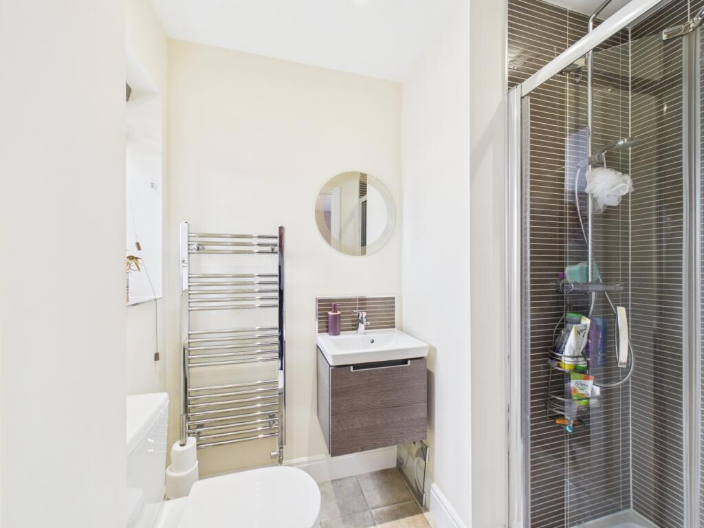 Ensuite