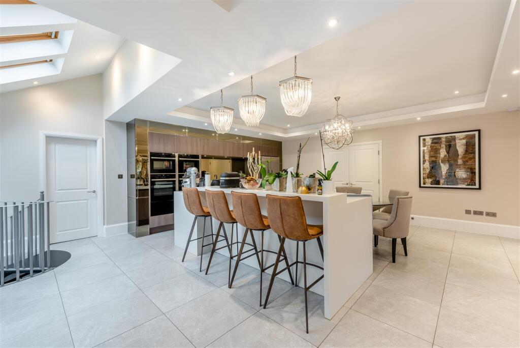 8538054-interior03.jpg