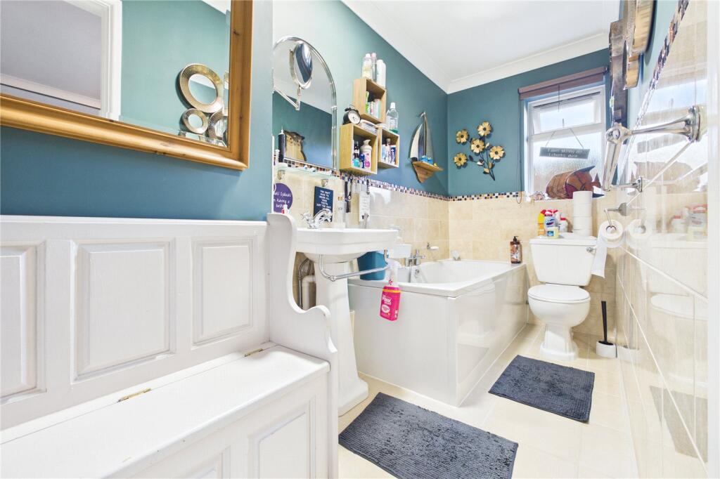 Ensuite Bathroom