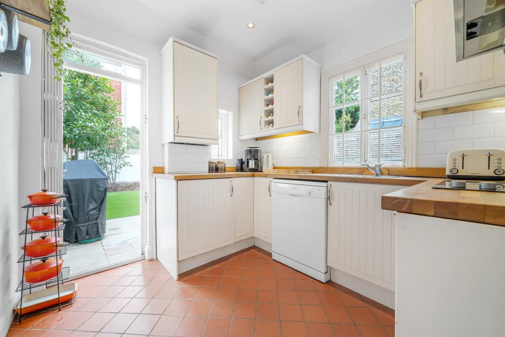 Kitchen.jpg