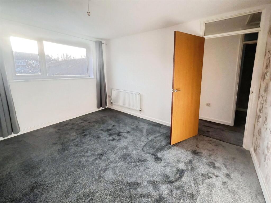 Bedroom 2 (Rear)