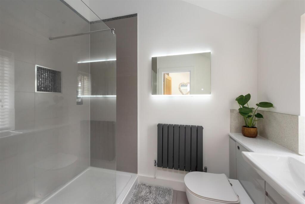 Halford Close, Broomfield, Herne Ba