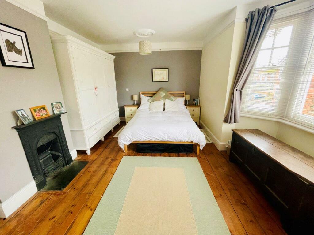 Main Bedroom