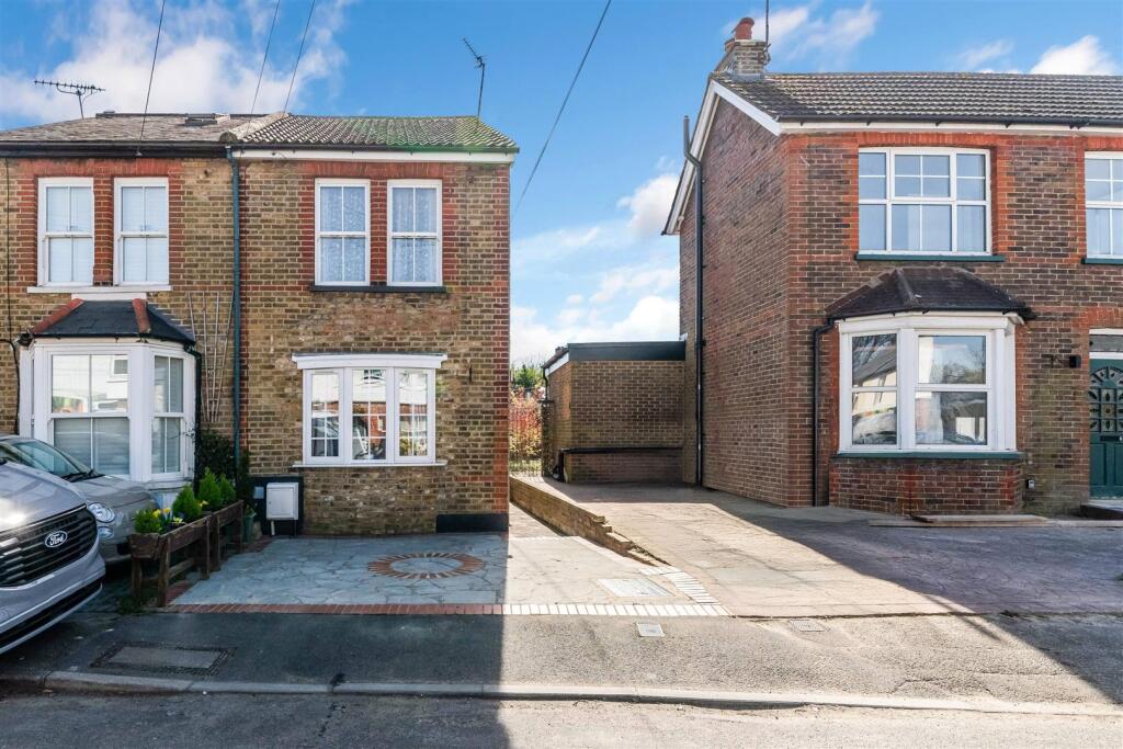 FERNDALE ROAD (3)-2.jpg