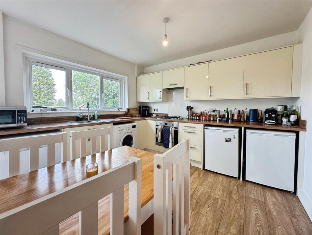 8935f9be--43EE-B32C-25BF62CE4D0A-19658-000008EADA6