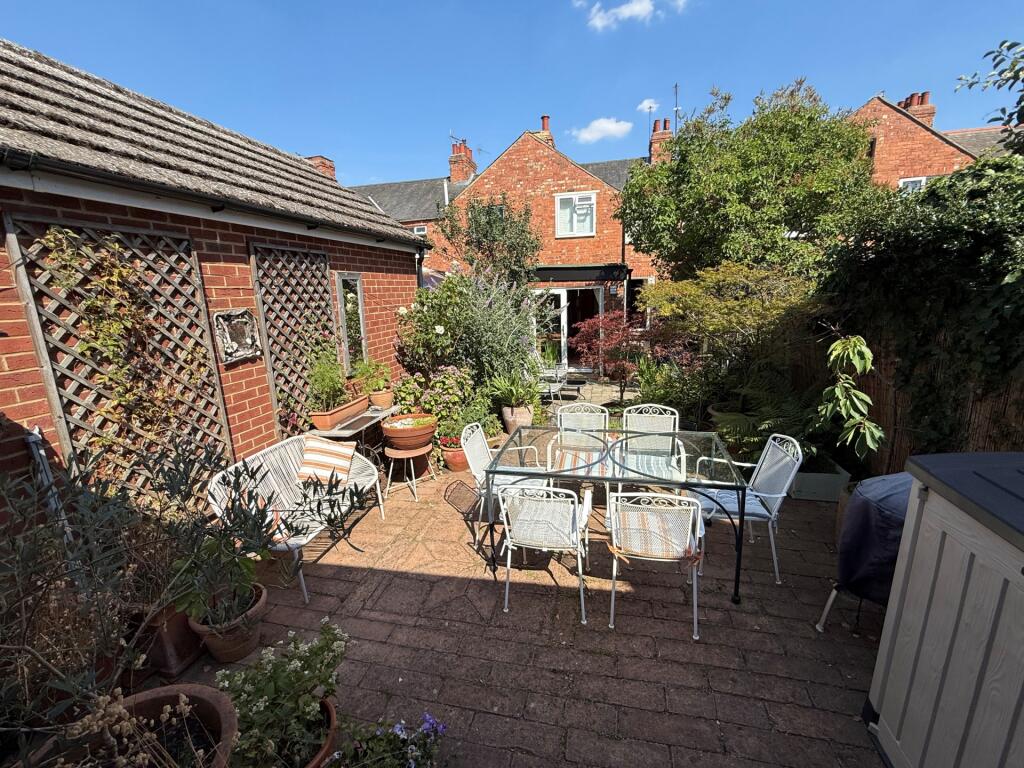 GARDEN