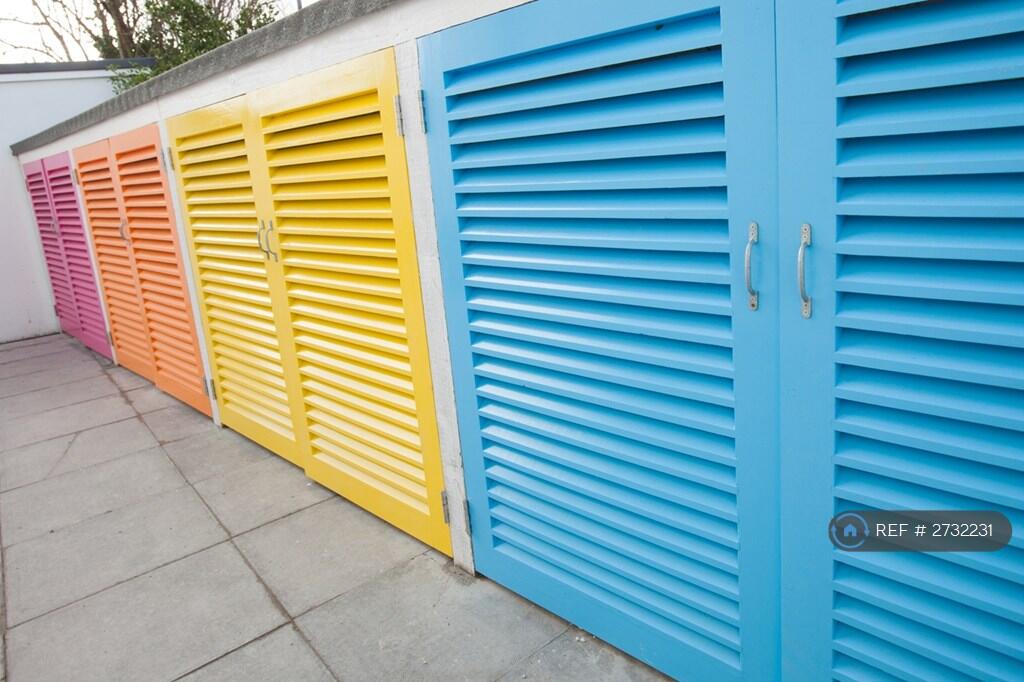 Bin Store 