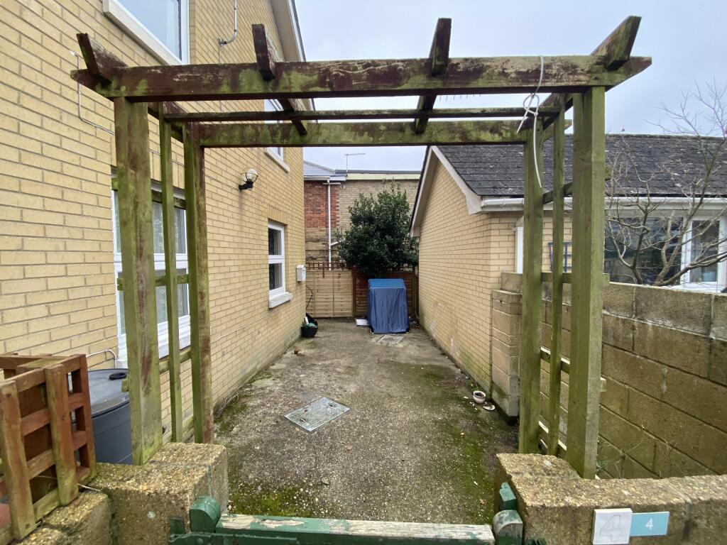 courtyard 44 ave 
