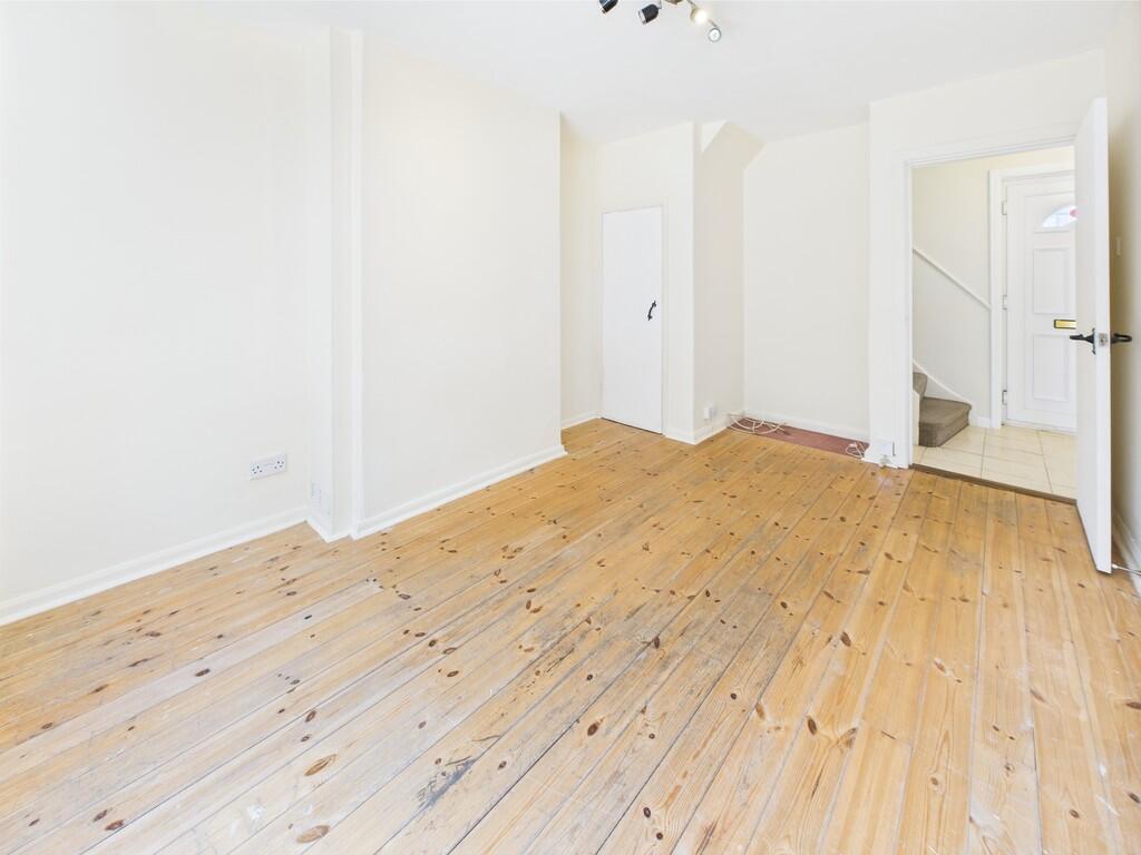 CAM03974G0-PR0138...