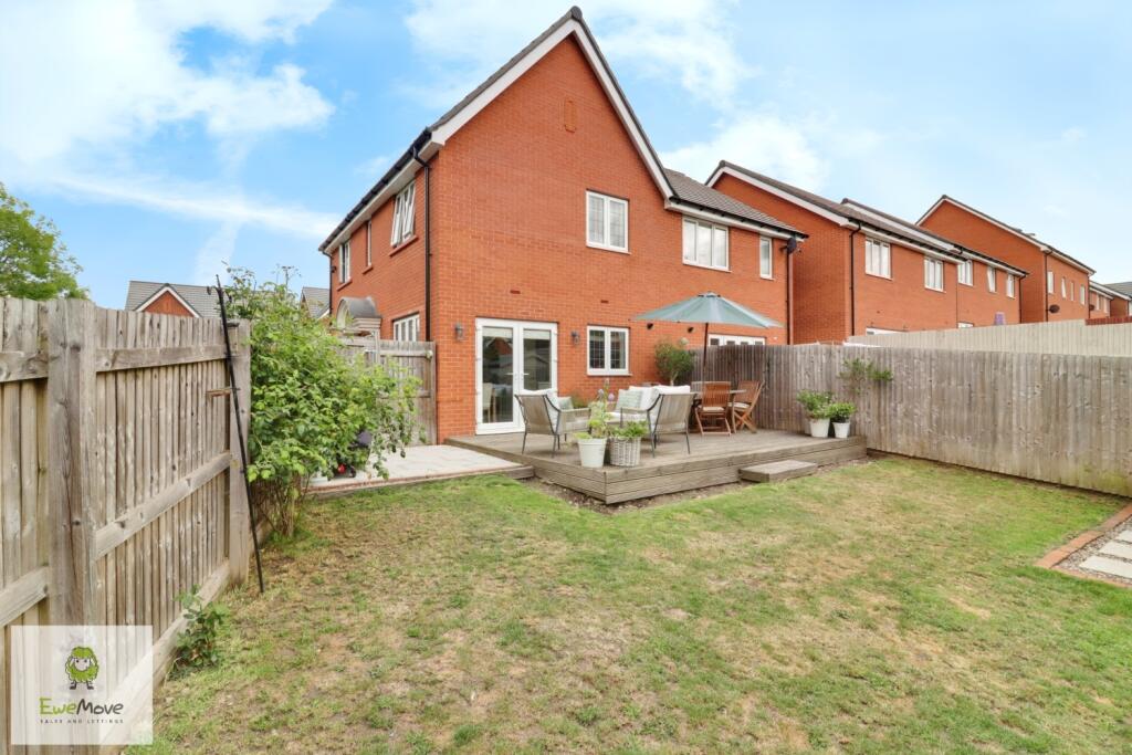 Back garden - EweMove Cannock