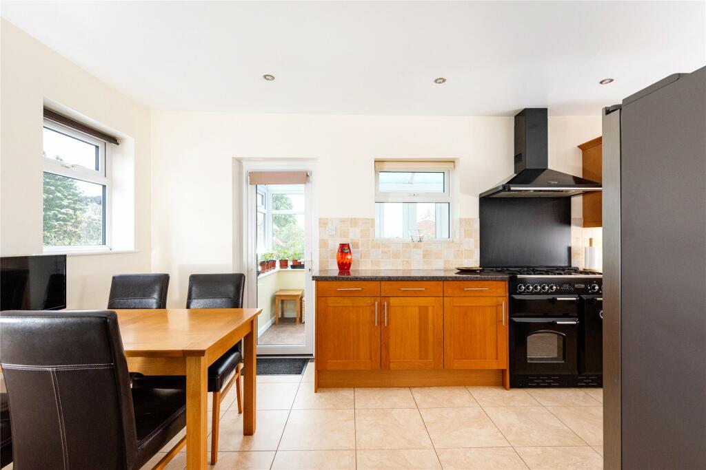 Kitchen/Breakfast