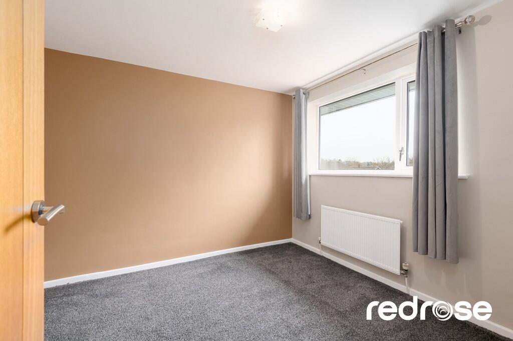 web_18 Harlech Dr...