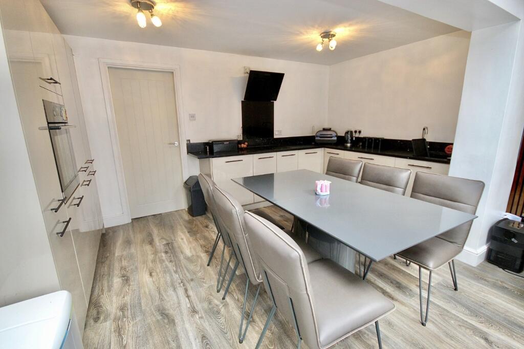 Kitchen/ Diner