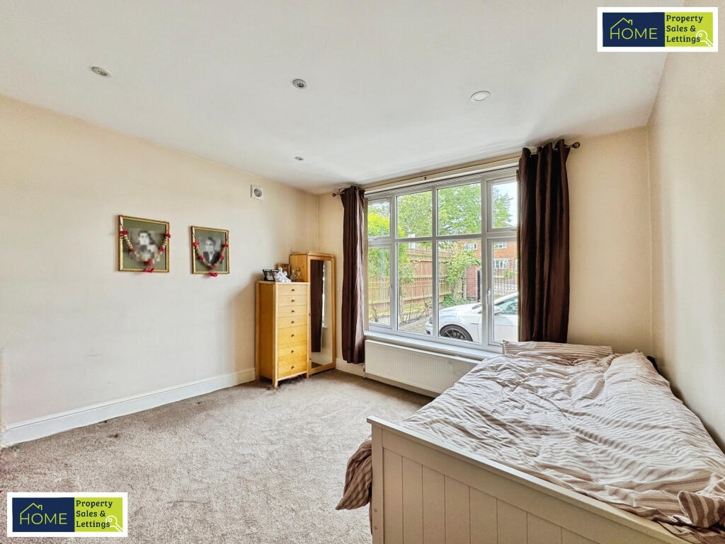 585 Loughborough Road, Birstall, Leicester, LE4 4N