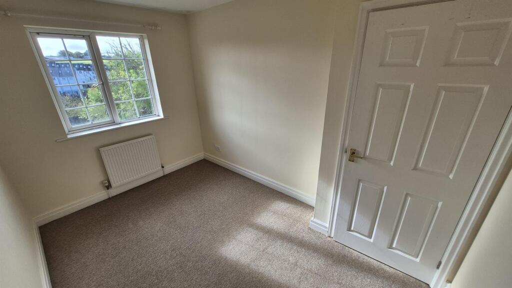 85aCR Bedroom 2 2.jpeg