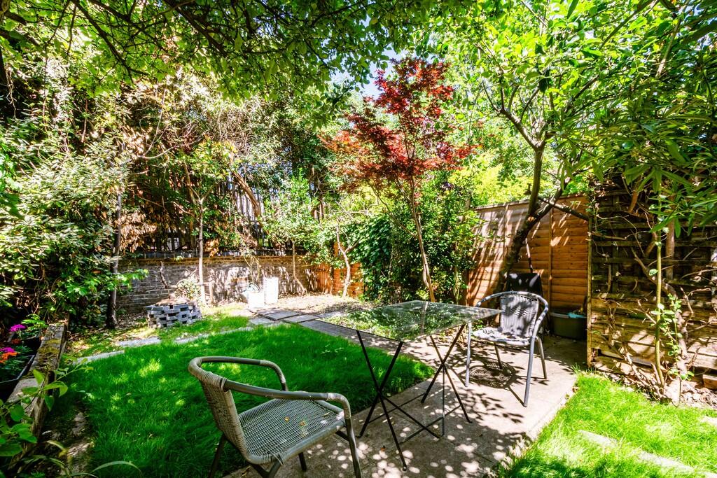 Graham Rd 213 - L...