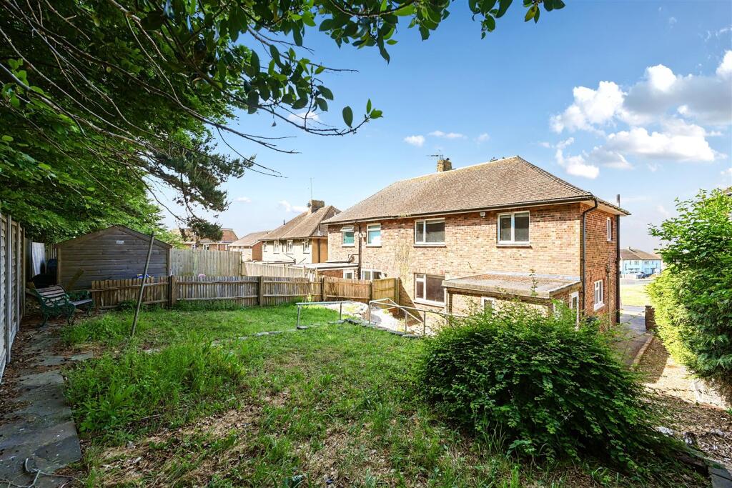 Highdown, Southwick, BN41 (4).jpg