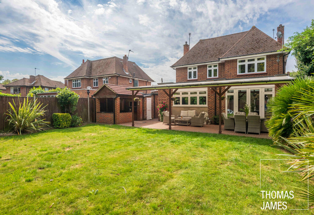 1 Athole Gardens, large garden