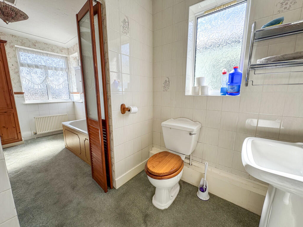 bathroom wc