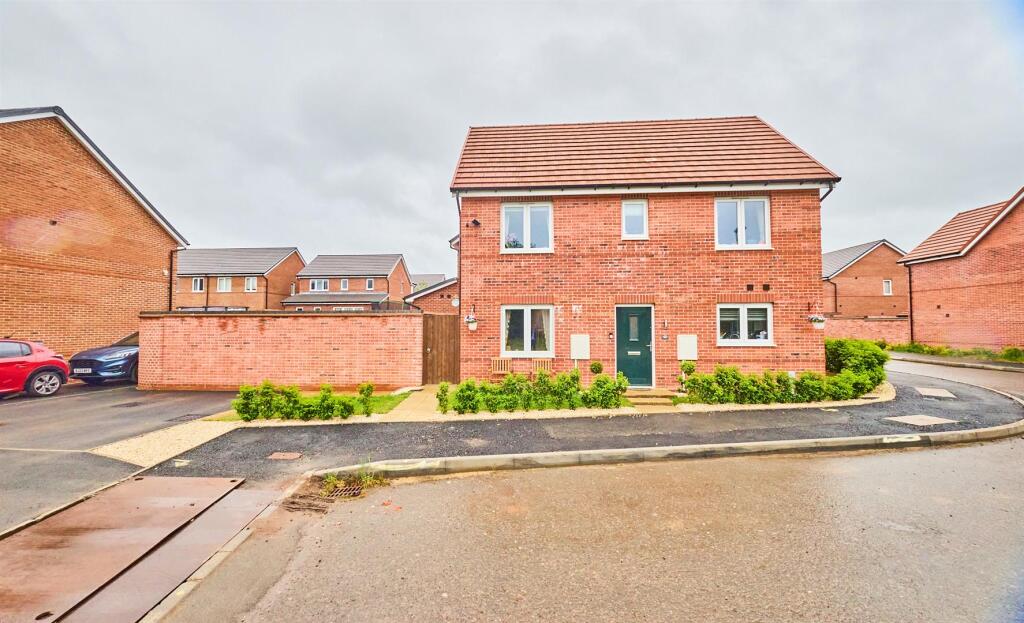 Stepping Stones Ave 15.jpg