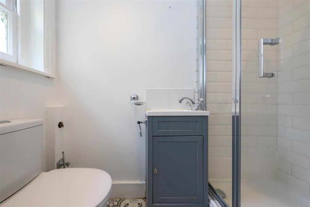 nicholas james norfolk rd shower_.jpg