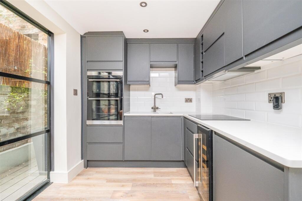 Kitchen (New)