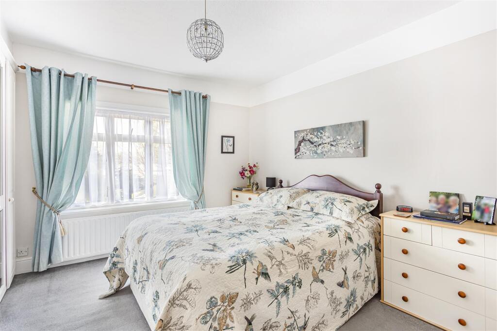 Bedroom 1 Stanwell Road.JPG