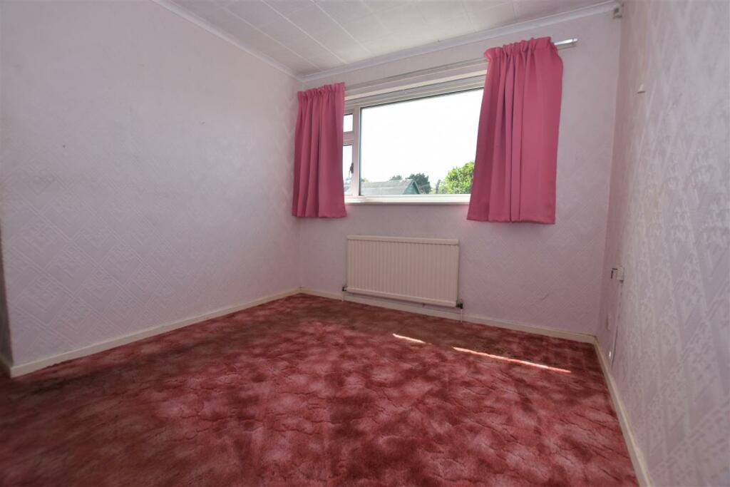 Bedroom One.jpg